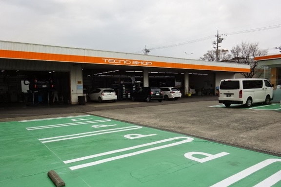 蒲郡店_サービス工場
