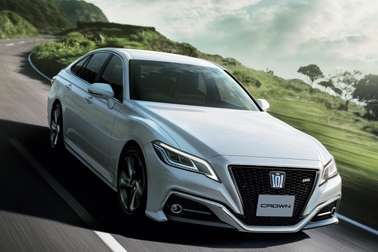 RS(2.5Lハイブリッド車)