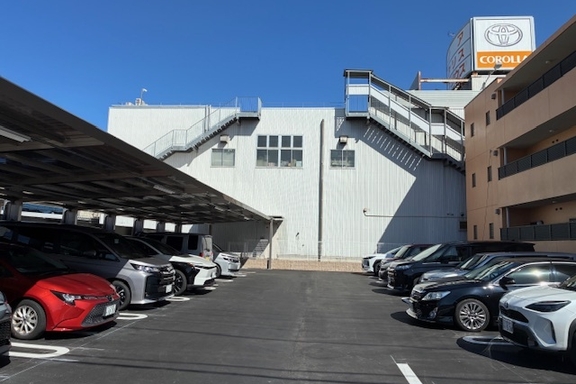 小田井店裏駐車場③